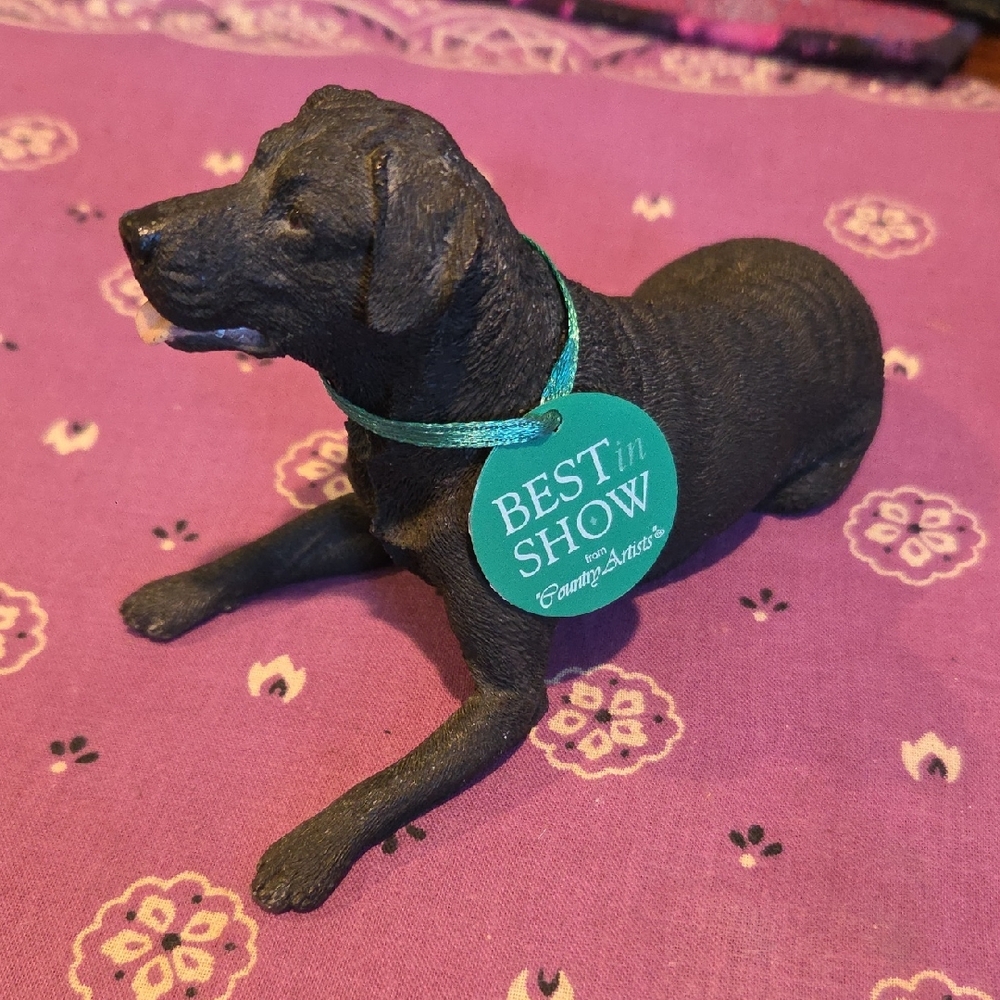 Country Artists "Best In Show" Black Lab Figurine.